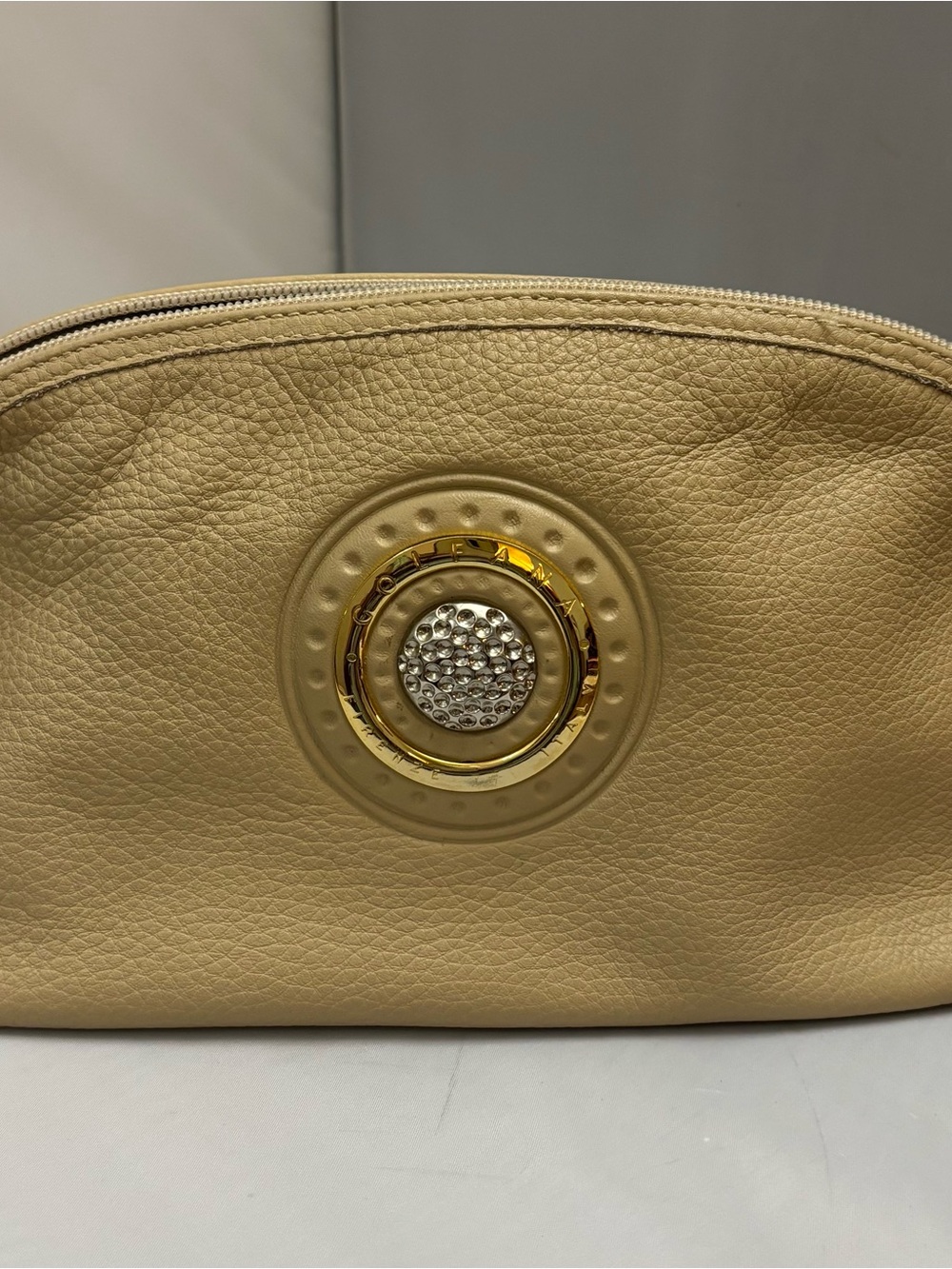 Golfana Firenzq Cream Leather Cosmetic Pouch with Decorative Gold Medallion